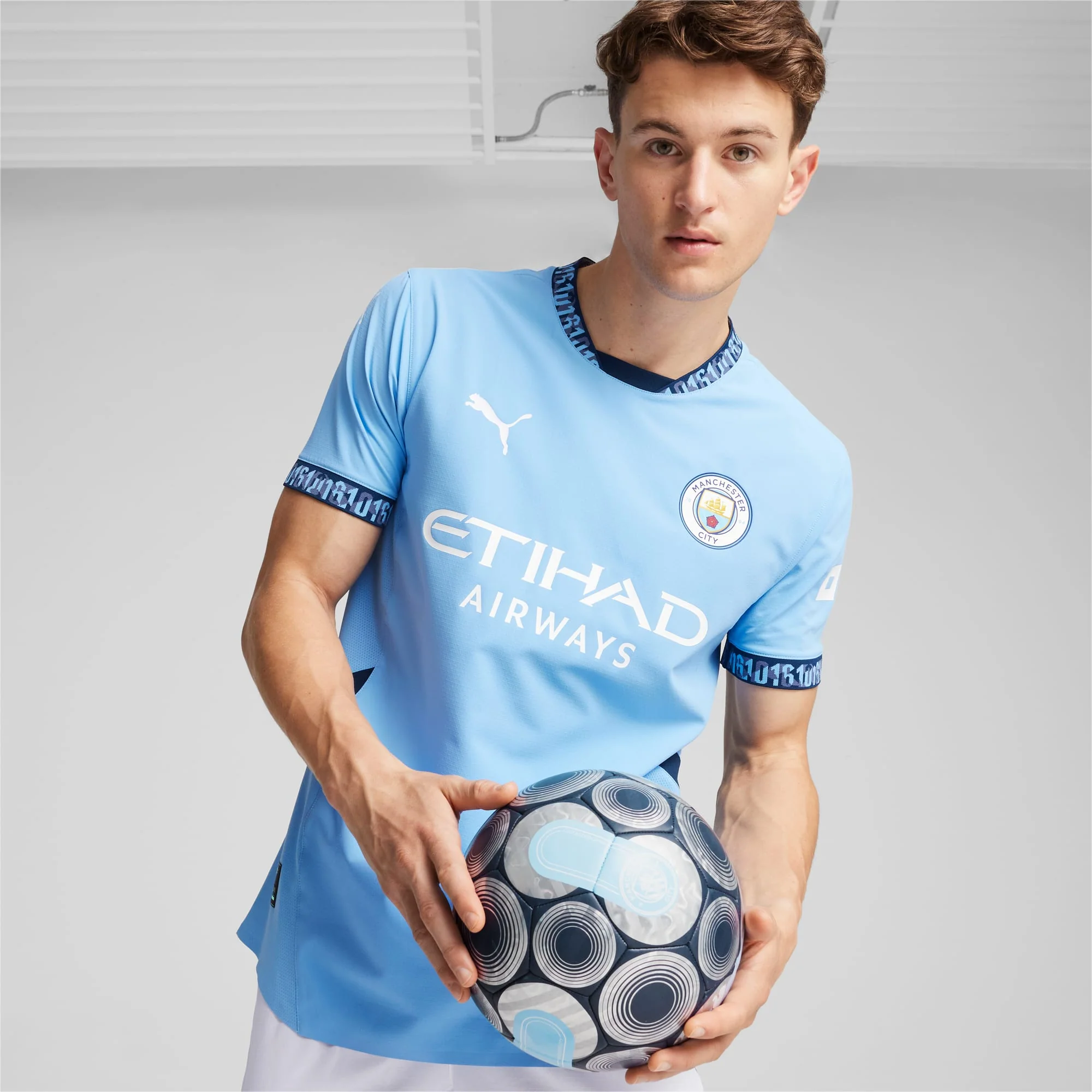 Manchester City FC 2024/25 Men's Home Authentic Jersey - Image 3