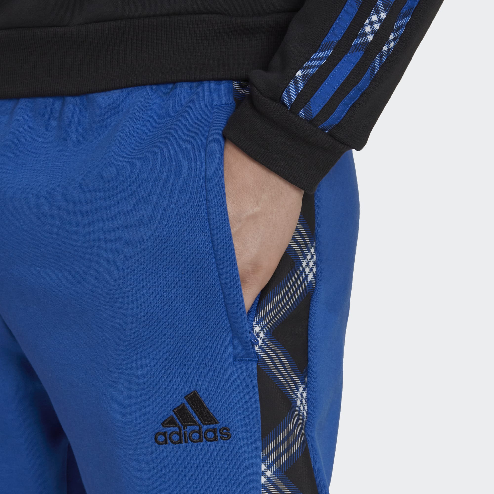 Tiro 'Away Days' Winterized Men's Track Pants - Image 5