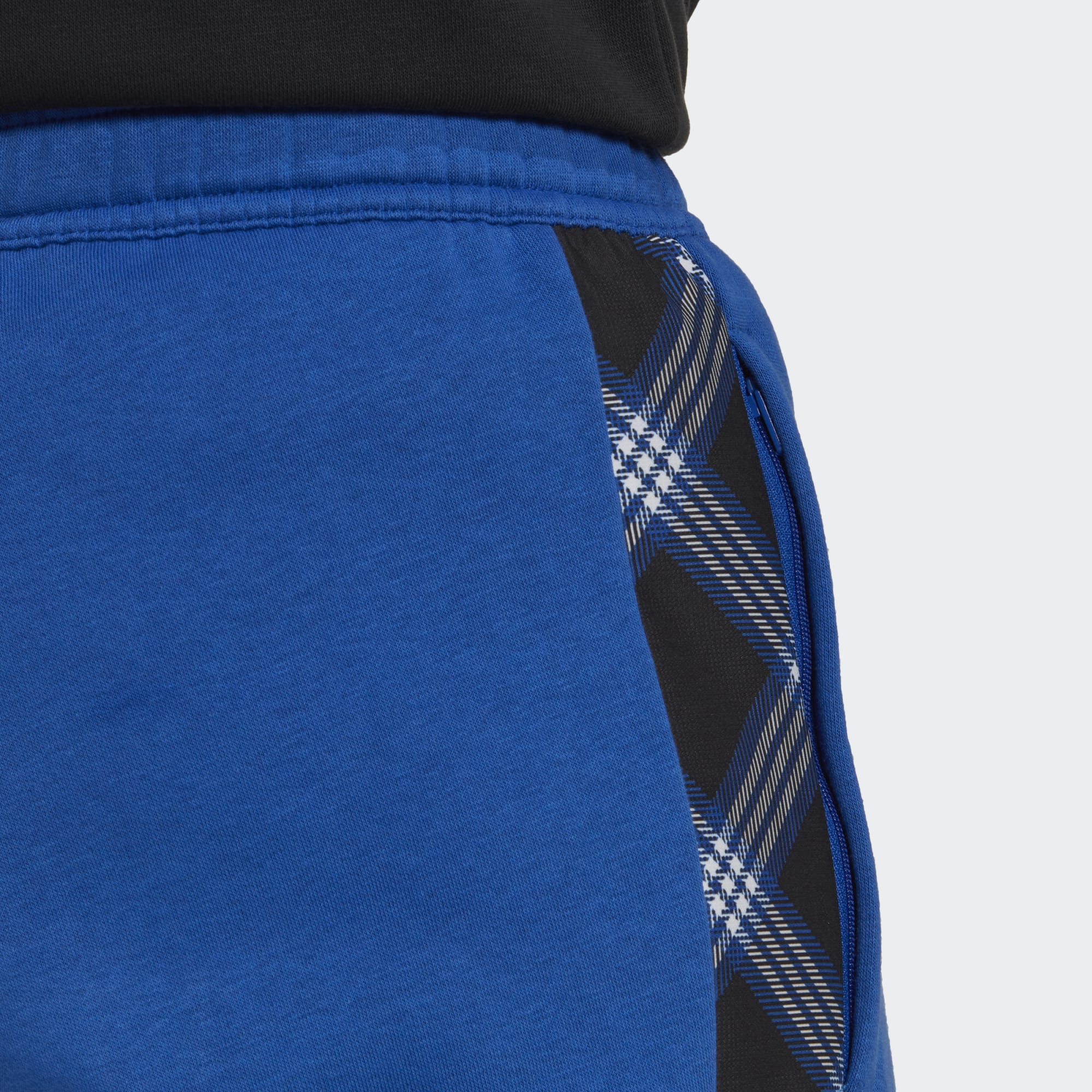 Tiro 'Away Days' Winterized Men's Track Pants - Image 7